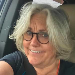 Meet your Posher, Leta